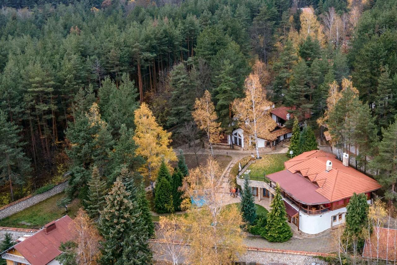 Villa Anna Luxury Lake Residence Shtarkelovo Gnezdo Luaran gambar