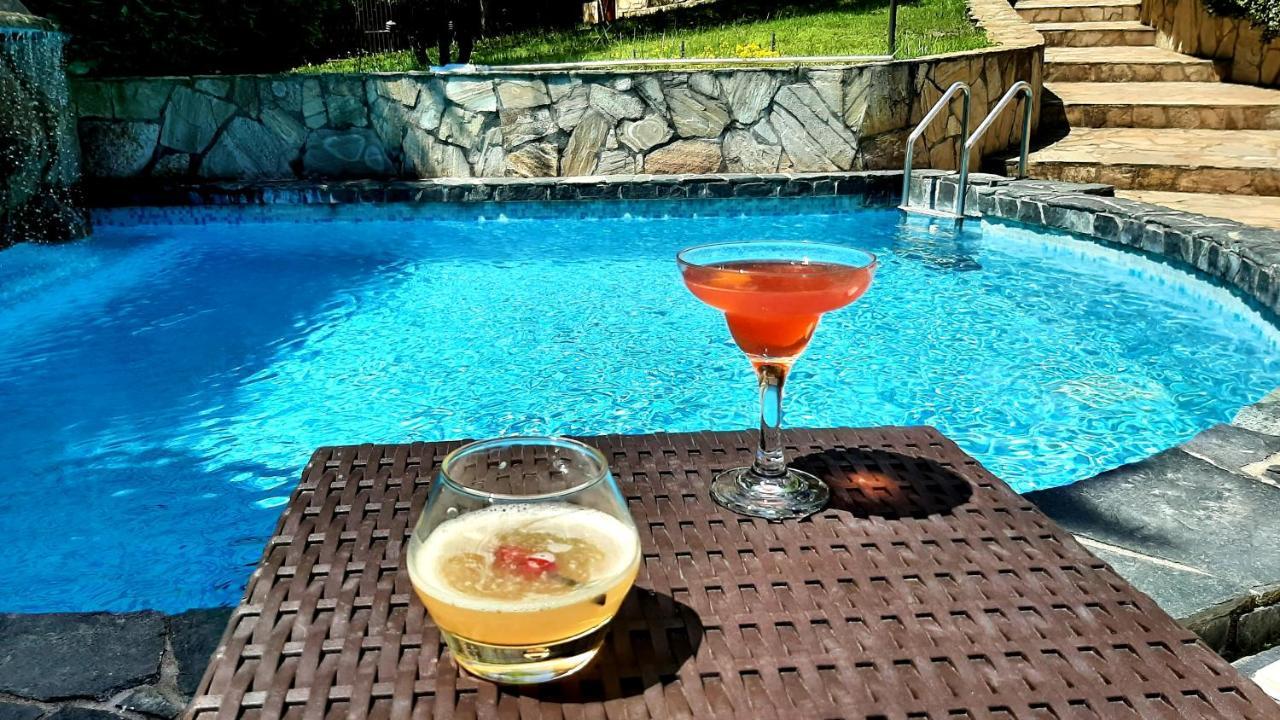 Villa Anna Luxury Lake Residence Shtarkelovo Gnezdo Luaran gambar